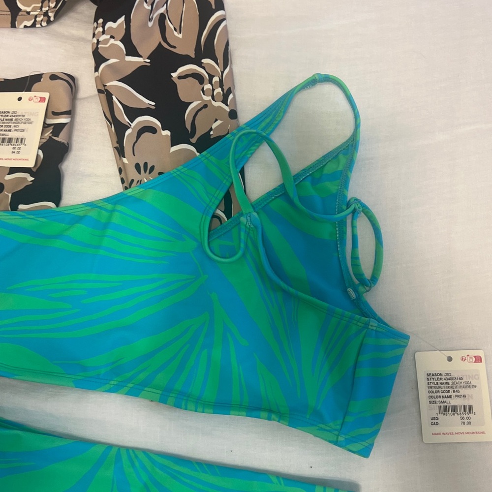 NWT Roxy Swim Bundle - Picture 3 of 7